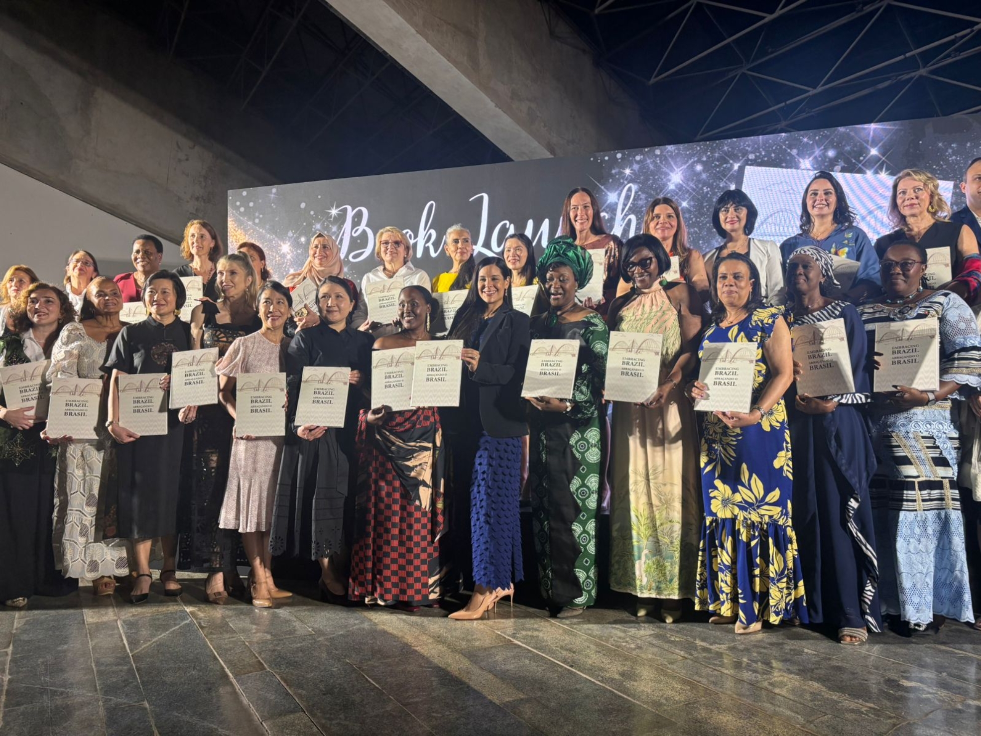 GCCM lança livro “Abraçando o Brasil” em evento que reúne comunidade diplomática em Brasília. Foto: Divulgação