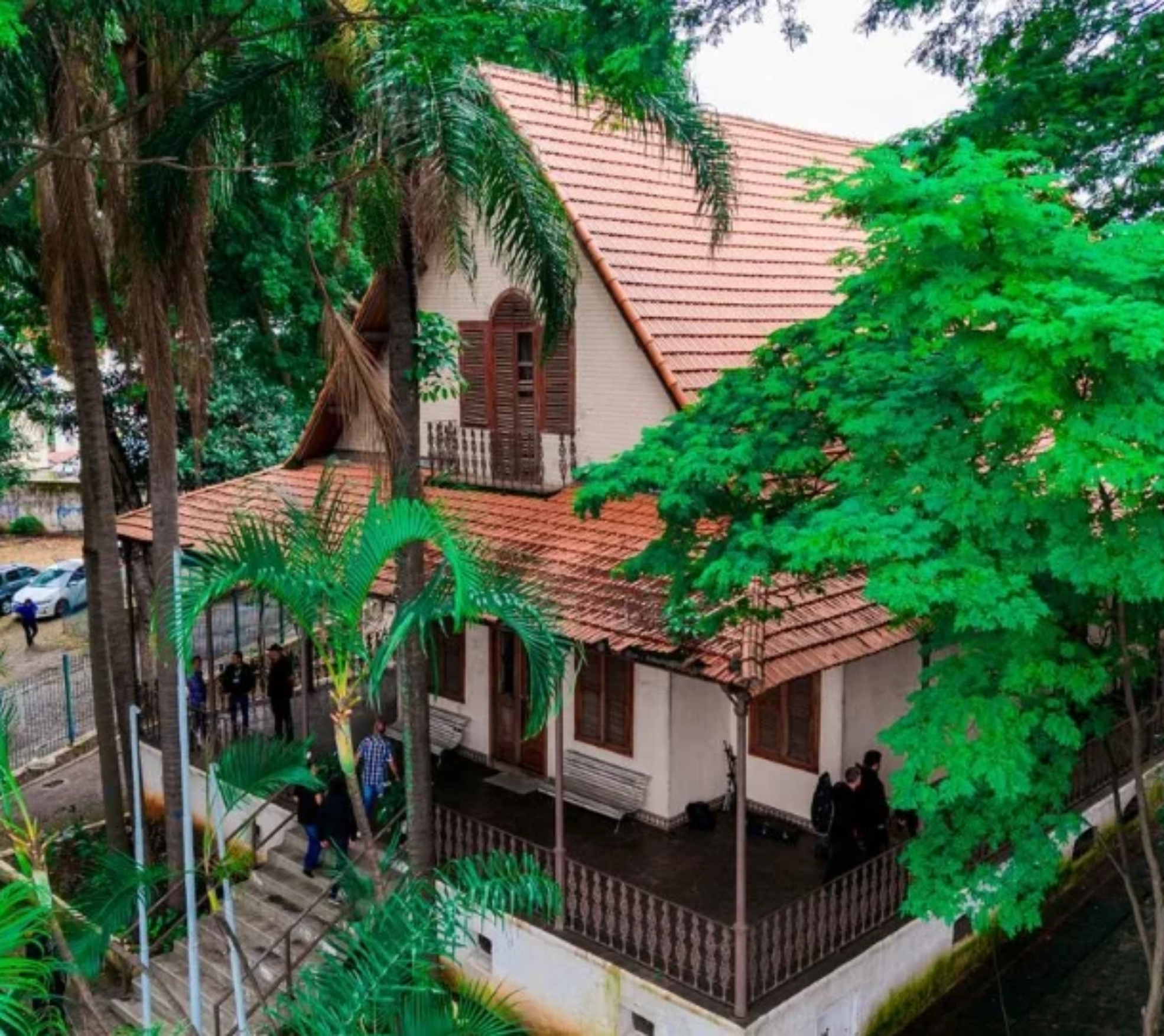 Imagem aérea do Museu Dimitri Sensaud de Lavaud, importante patrimônio histórico de Osasco dedicado à memória do pioneiro da aviação Dimitri Sensaud de Lavaud. Fotos: Caio Henrique (drone)