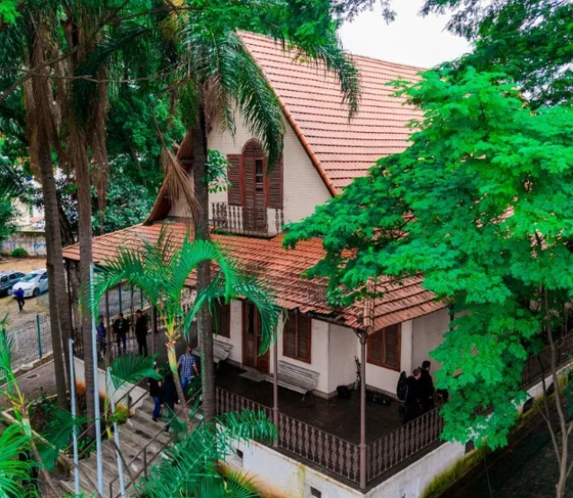 Imagem aérea do Museu Dimitri Sensaud de Lavaud, importante patrimônio histórico de Osasco dedicado à memória do pioneiro da aviação Dimitri Sensaud de Lavaud. Fotos: Caio Henrique (drone)
