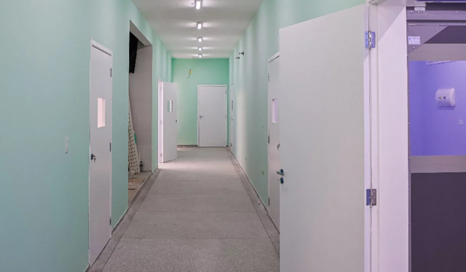 Nova ala de atendimento psiquiátrico do Pronto-Socorro André Sacco amplia a rede de saúde mental e reforça a estrutura de urgência e emergência em Osasco. Imagens: Fernanda Cazarini