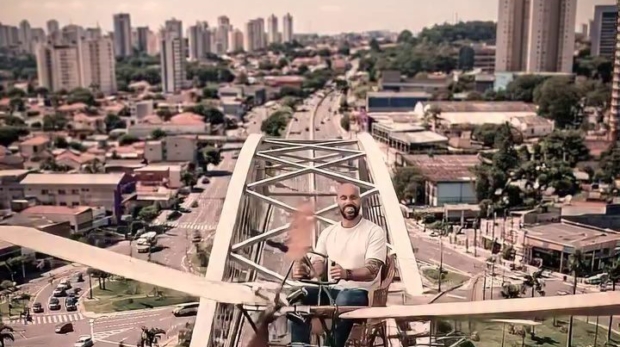 Prefeito Gerson Pessoa anuncia início da reforma do Museu de Osasco, obra que vai modernizar o espaço e fortalecer a preservação da história e da cultura do município. Prefeito Gerson Pessoa (Reels /Redes Sociais / Reprodução)