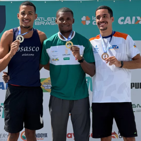 João Vitor Gomes conquista sequência de pódios e se destaca no atletismo nacional.

Crédito: Divulgação 