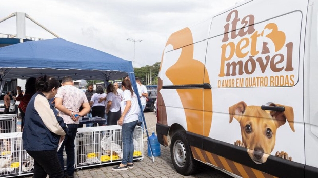 Unidade móvel amplia acesso da população às ações de proteção e bem-estar animal. Foto: Redes (Sociais/Reprodução)