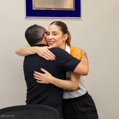 O vereador Carmônio Bastos homenageia a líbero Camila Brait em publicação nas redes sociais após anúncio de aposentadoria.



Crédito: Reprodução / Redes sociais de Carmônio Bastos