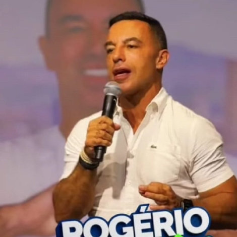Rogério Lins durante encontro com moradores de Osasco, ouvindo demandas da população e reforçando a importância do diálogo. Carmônio Bastos / Redes sociais (Reprodução)