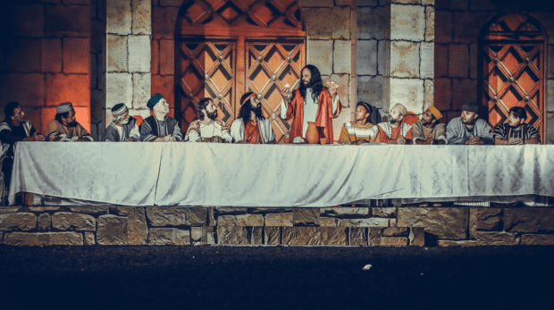 A produção do espetáculo reuniu mais de mil participantes consolidando-se como uma das maiores produções teatrais do Brasil. Foto: Prefeitura De Santana De Parnaíba