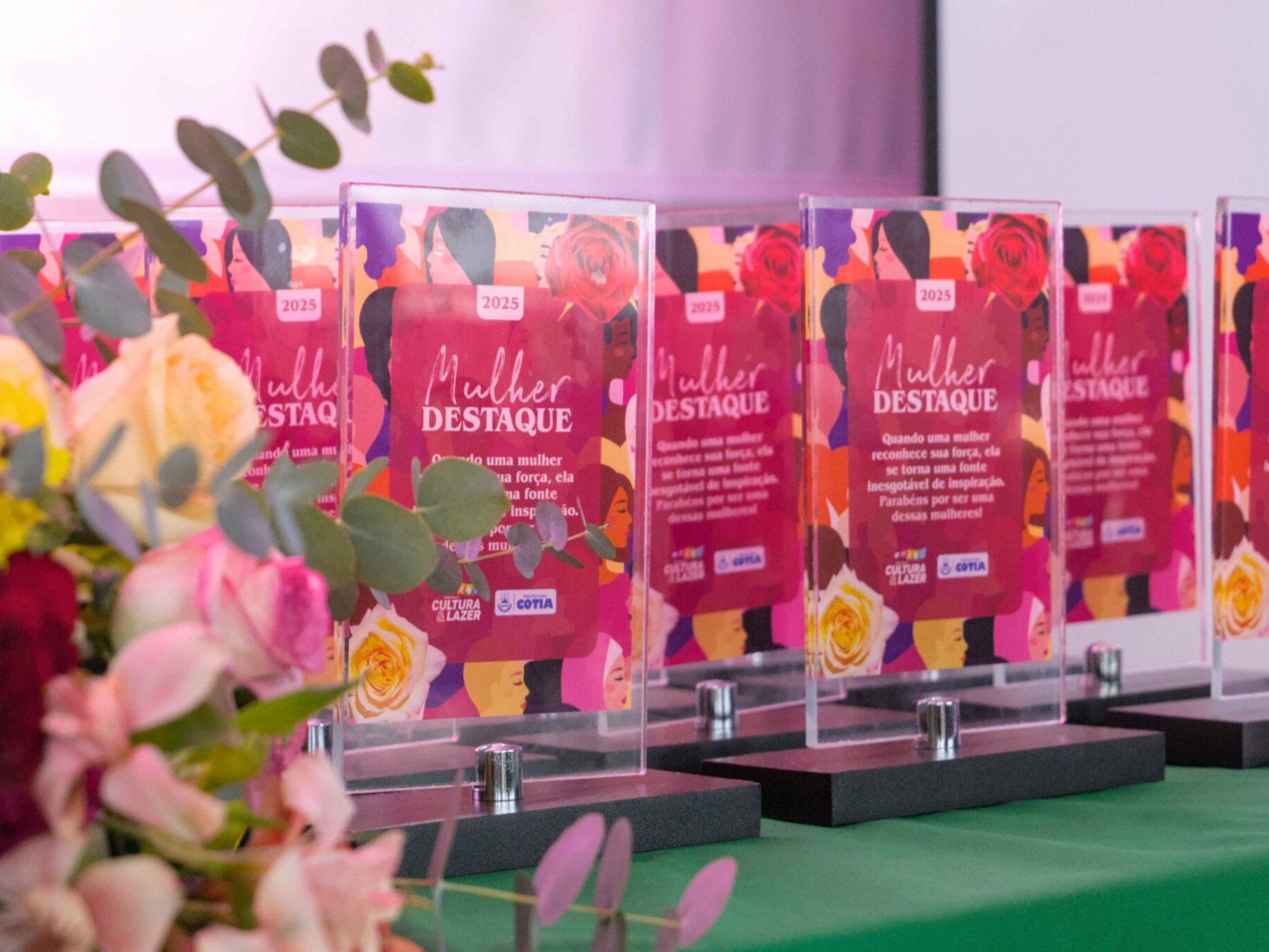 Prêmio Mulher Destaque de 2025 homenageou 25 mulheres cotianas. Premiação se repete esse ano / Juliano Barbosa