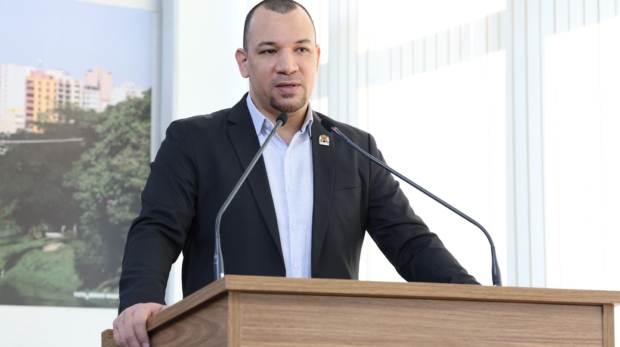 Vereador Dylan Dantas cobra melhorias e mais segurança na Estrada José Ribeiro Leite, importante ligação entre cidades da região.




Foto: Câmara de Sorocaba