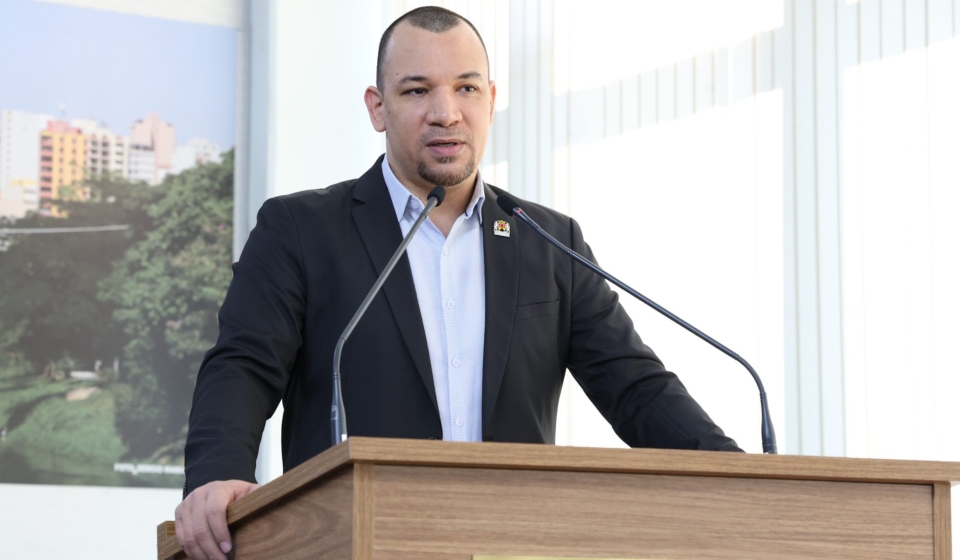 Vereador Dylan Dantas cobra melhorias e mais segurança na Estrada José Ribeiro Leite, importante ligação entre cidades da região.




Foto: Câmara de Sorocaba
