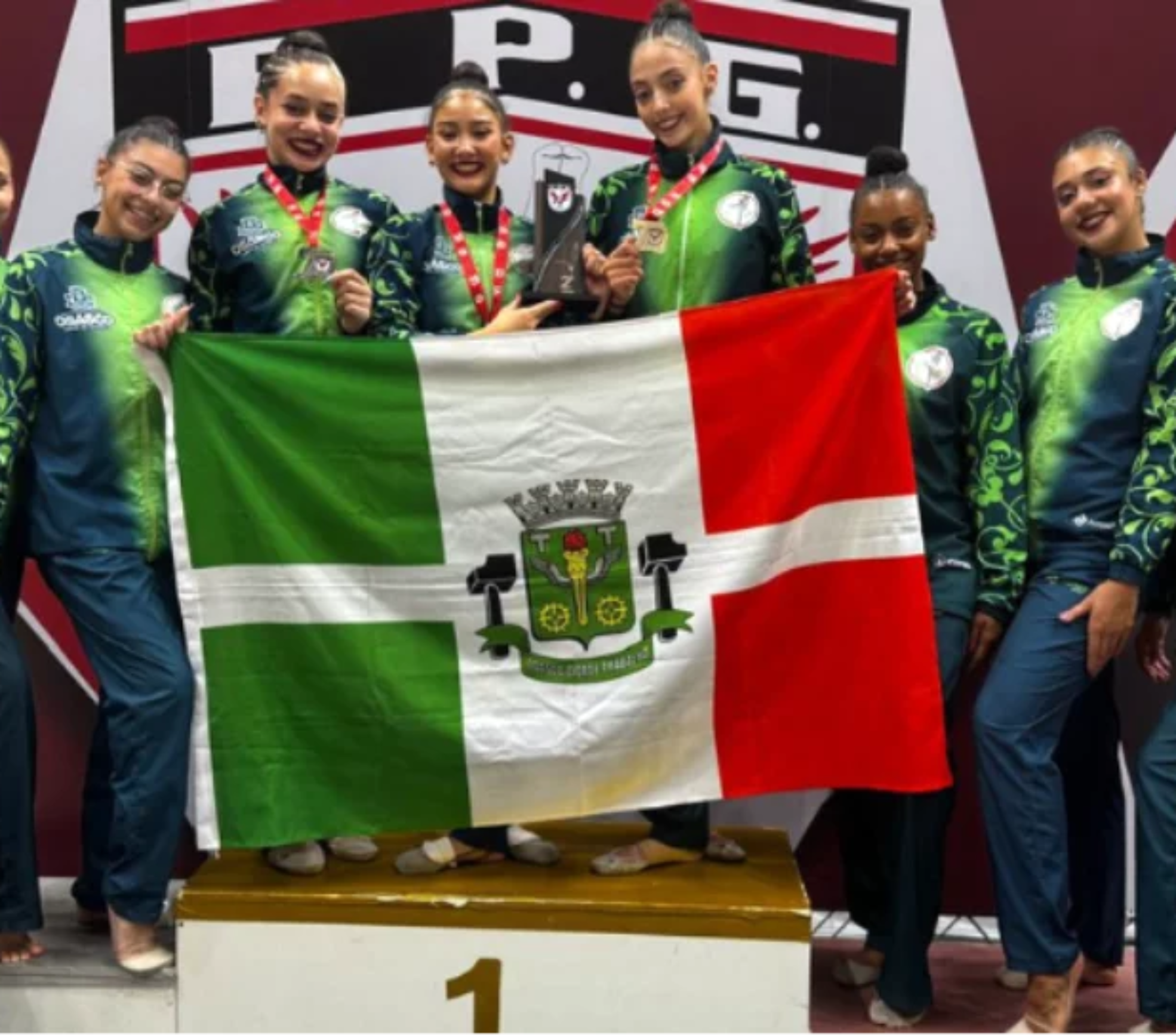 Equipe de ginástica rítmica de Osasco conquista medalhas e se destaca em competição estadual.

Crédito: Divulgação 