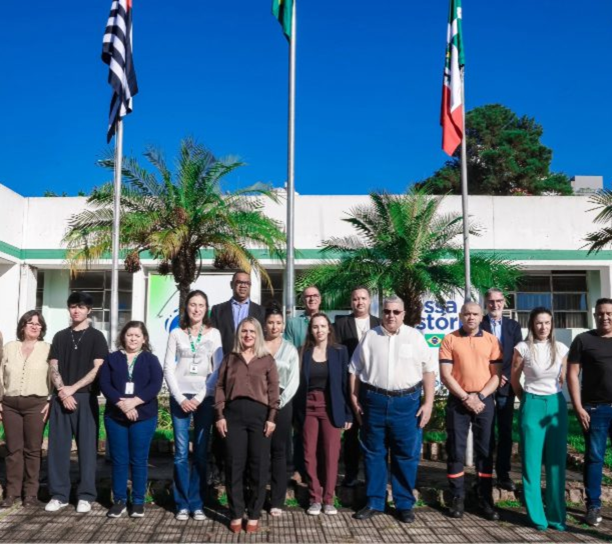 Servidoras municipais são homenageadas durante cerimônia do Programa Nossa História em celebração ao Dia das Mães e aos marcos históricos de Osasco.

Fotos: Sérgio Gobatti