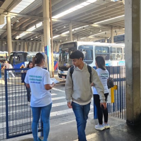 Ações de conscientização do Abril Verde mobilizam trabalhadores e população em Cotia, com foco na prevenção de acidentes e promoção da saúde no ambiente de trabalho.
Crédito: Divulgação/Prefeitura De Cotia
