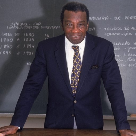 Projeto em Itu celebra o centenário de Milton Santos com ações culturais, exposições e roteiros históricos que valorizam a memória afro-brasileira e o patrimônio cultural da cidade. 

Crédito: Prefeitura De Itu