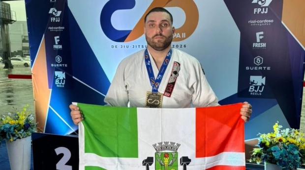 Os atletas de Osasco se destacaram na 2ª Etapa do Circuito Paulista de Jiu-Jitsu Aberto, realizada em Barueri, conquistando medalhas e representando a cidade com talento, dedicação e espírito esportivo. 

Crédito: Divulgação