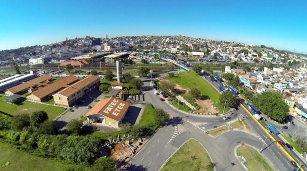 🎓📚 Fatec Carapicuíba está com inscrições abertas para o vestibular 2026 com 270 vagas gratuitas em cursos tecnológicos presenciais e EAD.
Crédito: Prefeitura De Carapicuíba