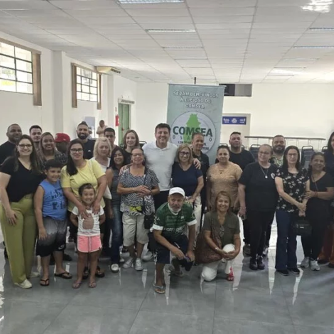 Eleição do COMSEA reuniu representantes da sociedade civil para definição da nova composição do conselho de segurança alimentar de Osasco.

Crédito: Divulgação