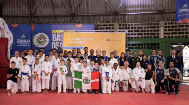 Delegação de Osasco conquista 26 medalhas no 5º Torneio LKO de Karatê e reforça a força das artes marciais no esporte municipal.
Crédito: Divulgação