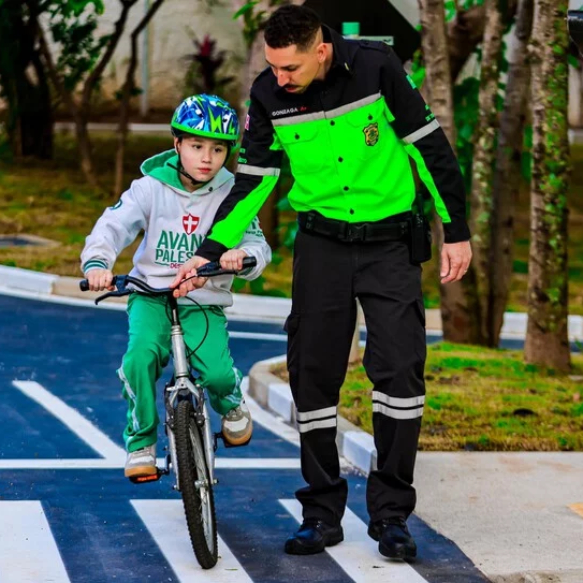 Alunos da rede municipal participaram das primeiras atividades do Circuito Educativo de Trânsito Seguro inaugurado pela Prefeitura de Osasco.

Imagens: Fernanda Cazarini