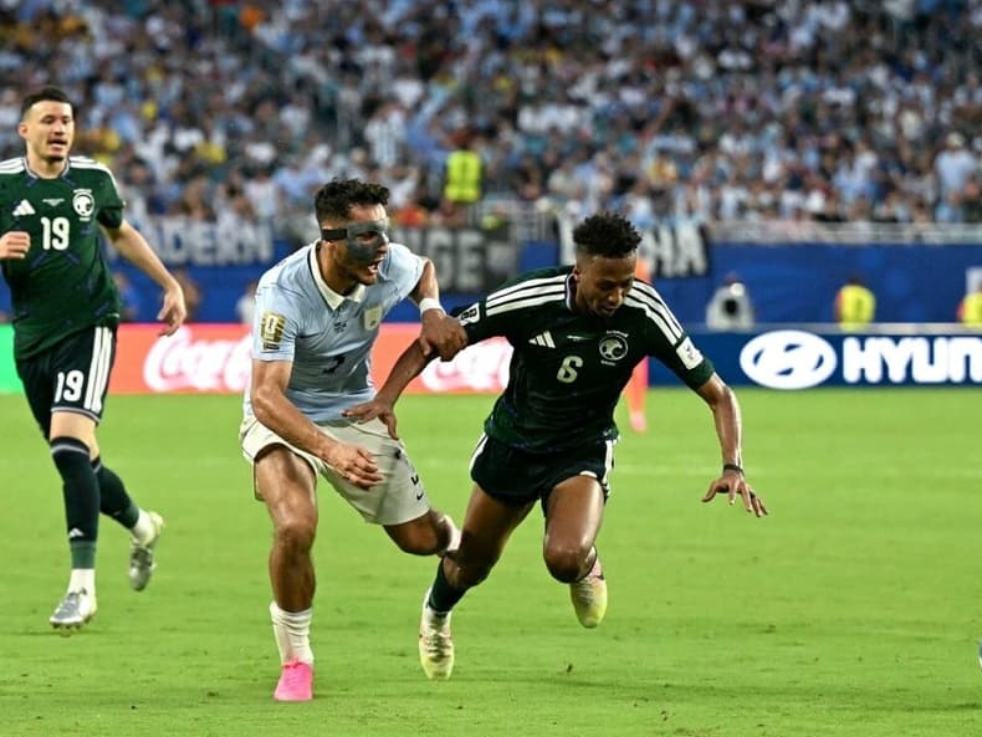 Arábia Saudita e Uruguai empataram em 1 a 1, pelo grupo H, da Copa do Mundo. (Foto: CHANDAN KHANNA / AFP)
Arábia Saudita e Uruguai ficaram