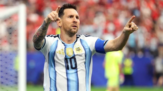Messi comemora gol contra a Áustria • Foto: Charlotte Wilson/Getty Images