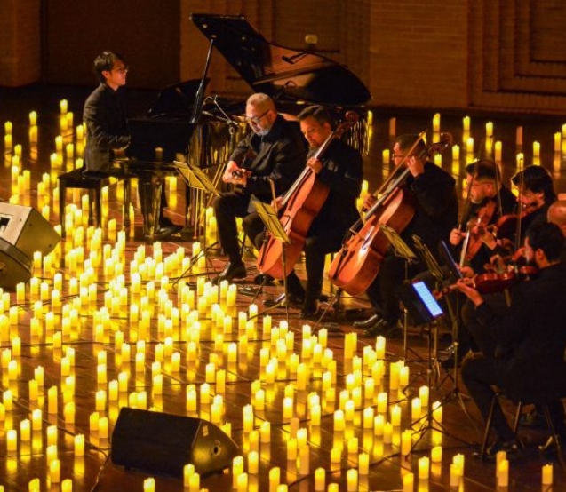 Atmosfera intimista e emocionante marca o Concerto à Luz de Velas – A Música do Cinema, no Teatro Municipal Glória Giglio, em Osasco.

Crédito: Divulgação