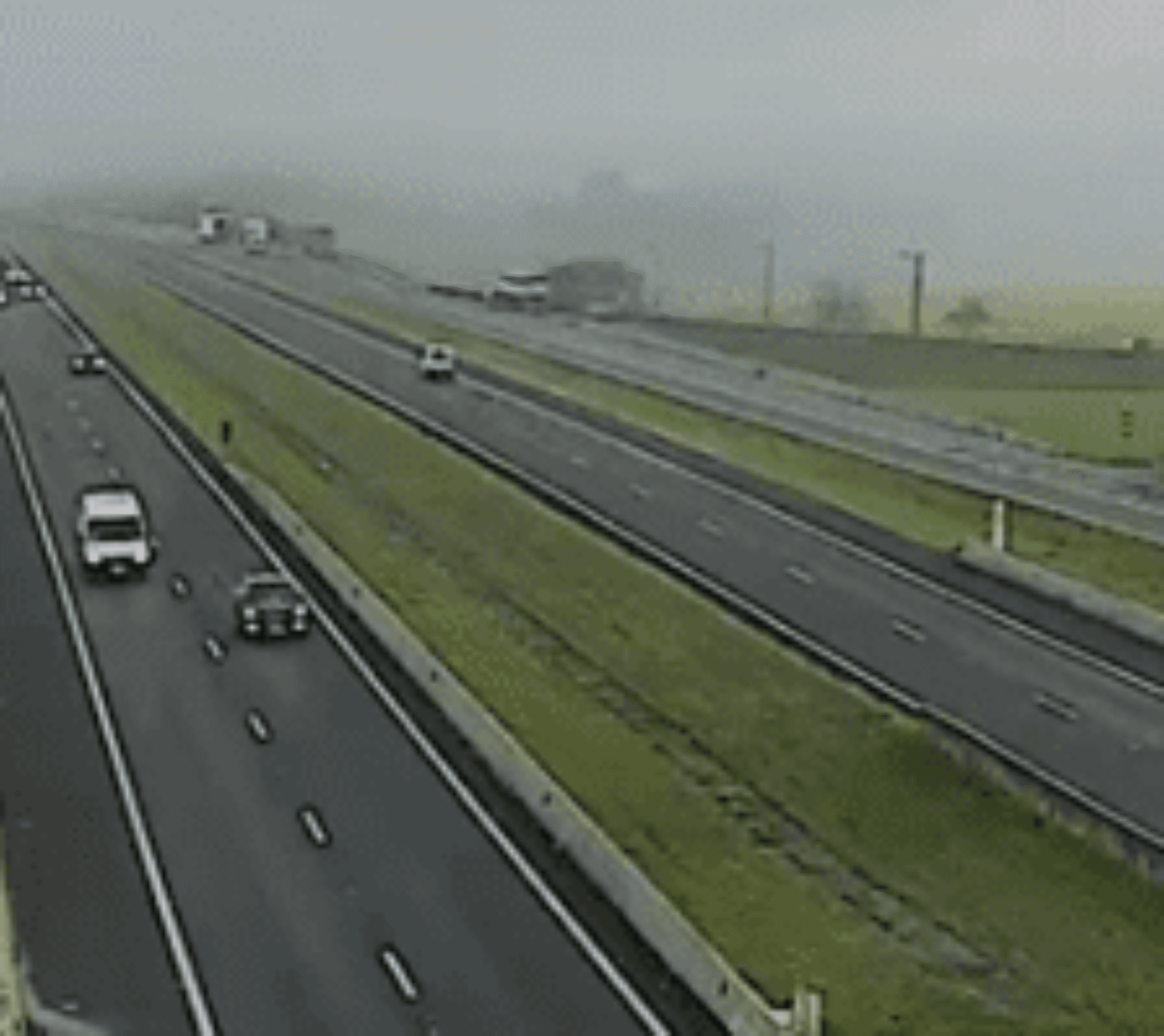 Neblina exige atenção redobrada dos condutores em trechos do Rodoanel Oeste; concessionária orienta sobre medidas preventivas para evitar acidentes.

Crédito: Divulgação