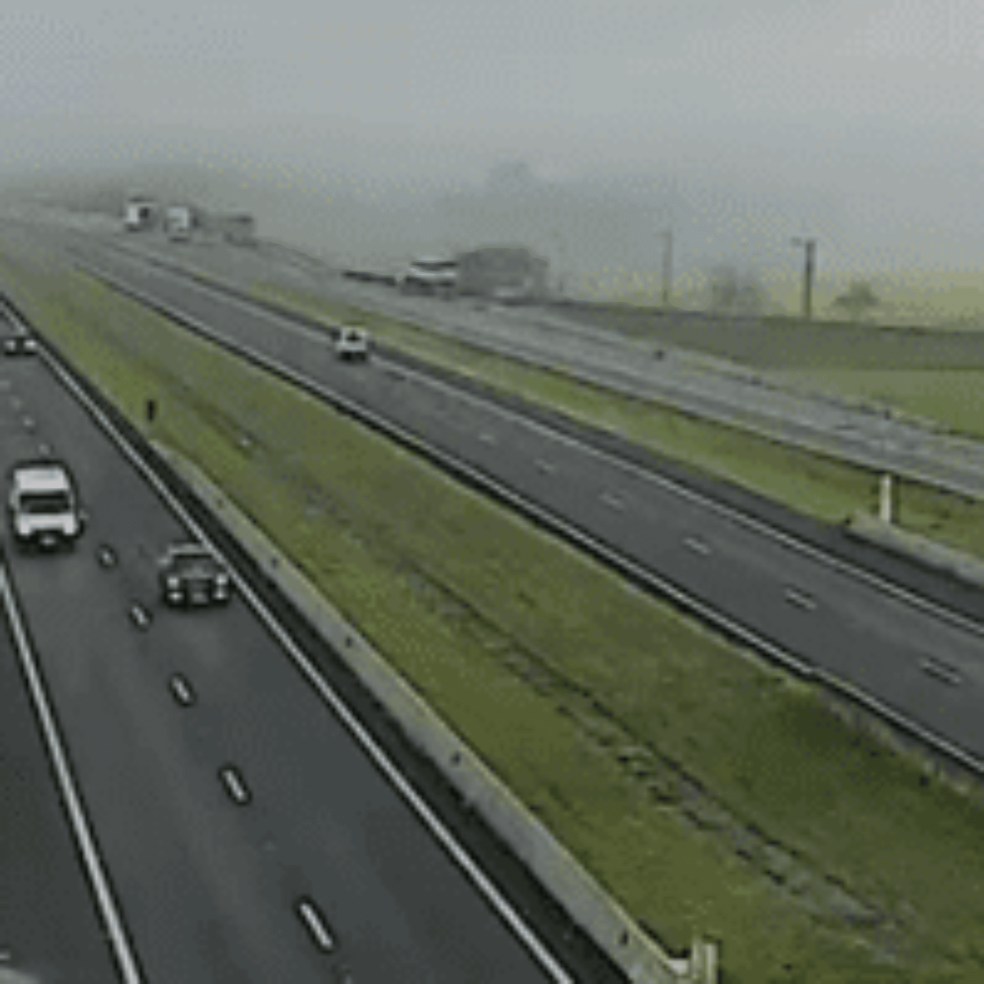 Neblina exige atenção redobrada dos condutores em trechos do Rodoanel Oeste; concessionária orienta sobre medidas preventivas para evitar acidentes.

Crédito: Divulgação
