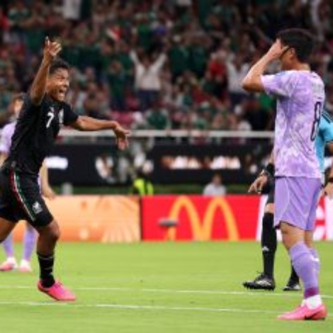 Luis Romo, jogador do México, comemorando o gol marcado sobre a Coreia do Sul, pela segunda rodada da Copa do Mundo • Luke Hales/Getty Images
