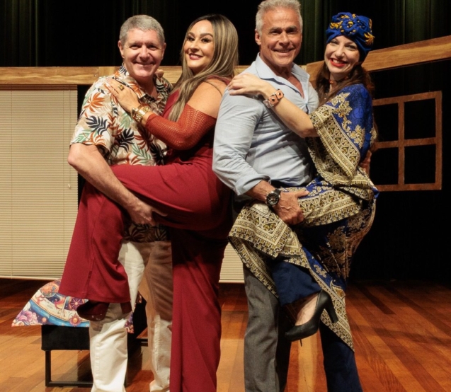 Uma noite de muitas risadas, situações inesperadas e personagens irreverentes promete conquistar o público em uma comédia que transforma crises conjugais em grandes momentos de diversão.

Crédito: Divulgação 