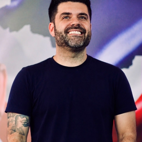 Danilo Joan intensifica encontros com prefeitos, vereadores e lideranças em diversas regiões do Estado, fortalecendo a articulação do Progressistas e apresentando propostas voltadas ao desenvolvimento regional e à modernização da gestão pública.

Crédito: Divulgação