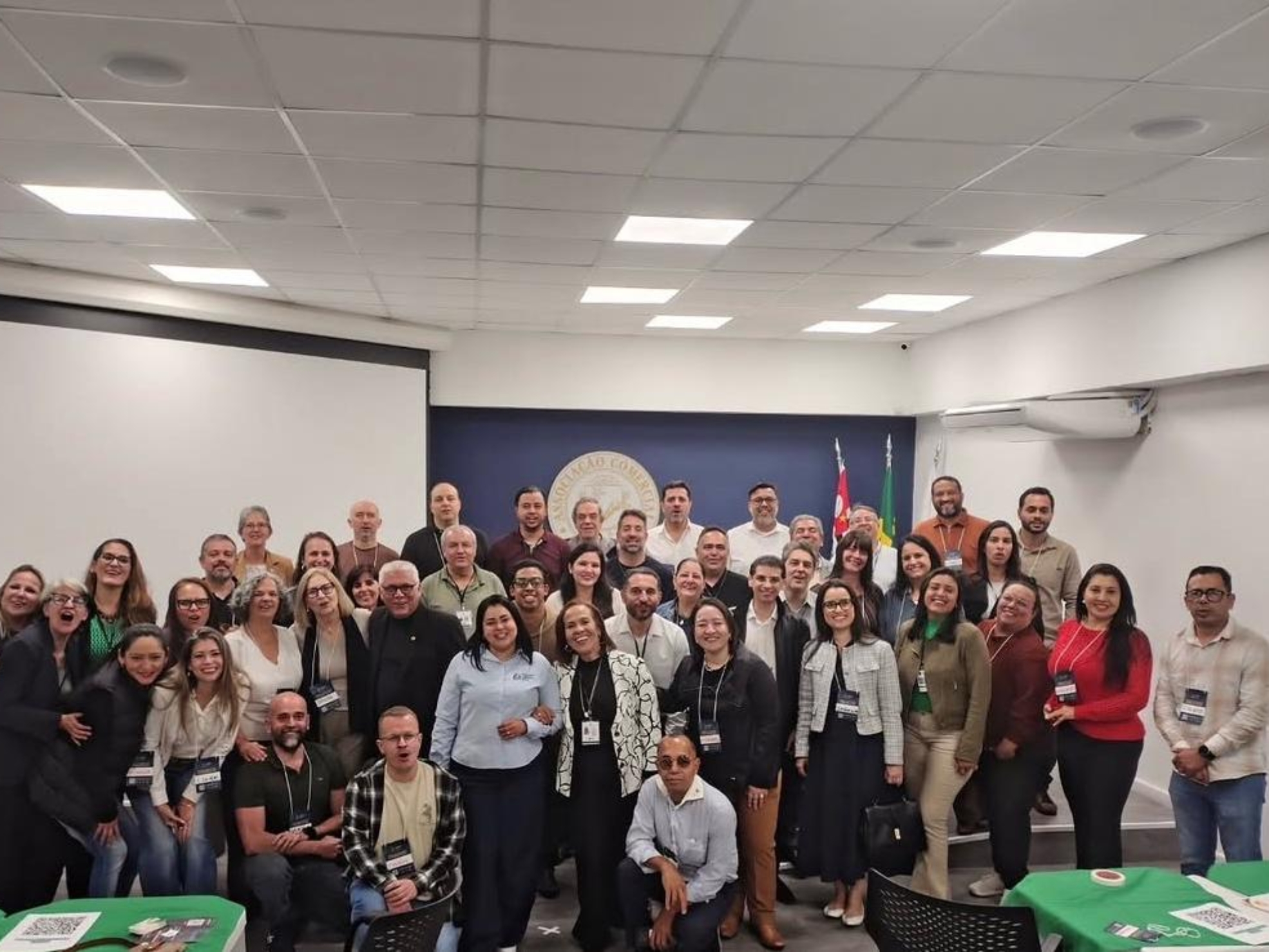 Empresários, convidados e representantes da ACSP Distrital Noroeste participaram de mais uma edição do IN – Inovando Networking, encontro que reuniu 45 participantes em Pirituba e reforçou o crescimento do grupo como um dos principais espaços de conexão empresarial de São Paulo.

Crédito: Odeval Menezes