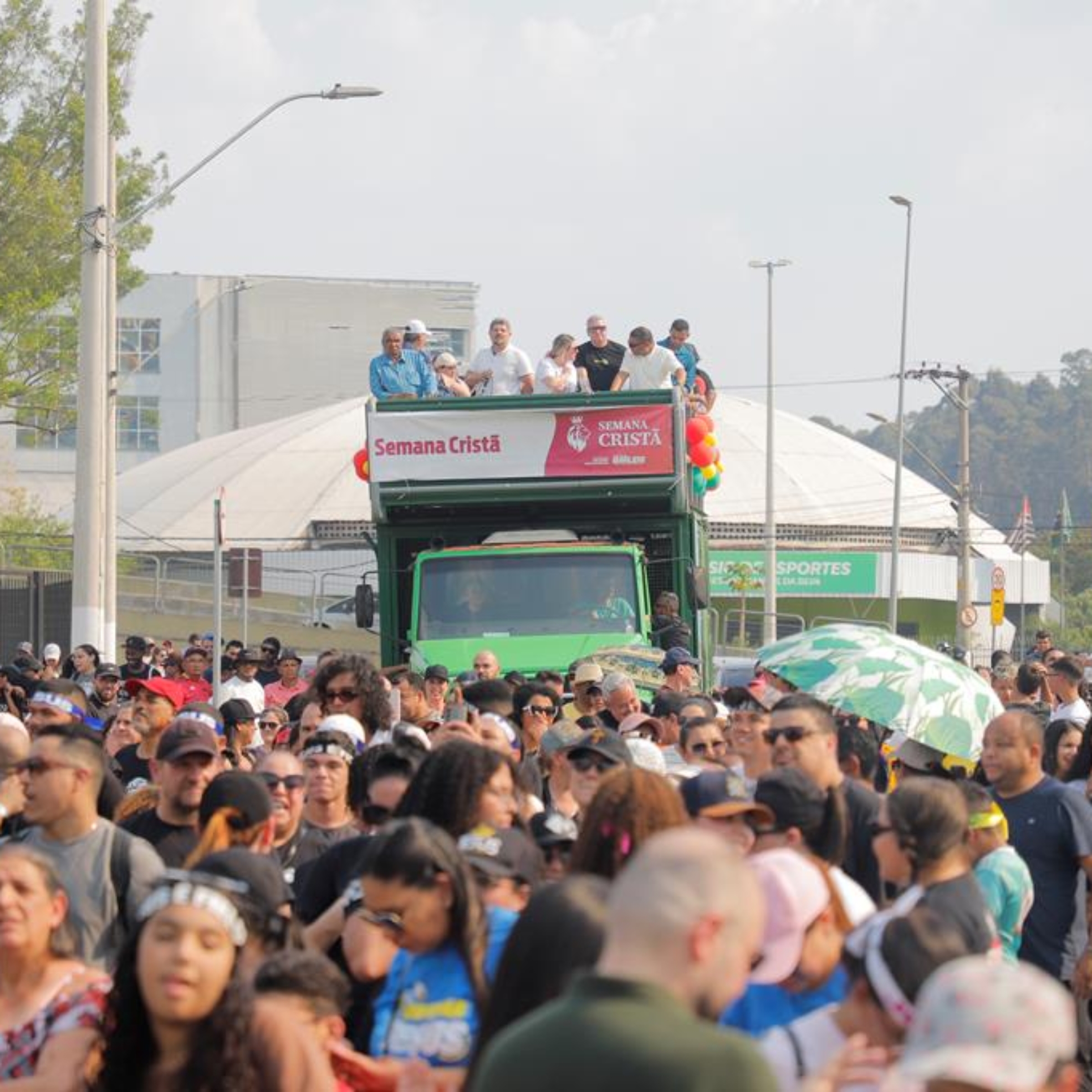 Semana Cristã 2026 reúne programação cultural, esportiva, social e religiosa em diferentes espaços de Barueri, com destaque para a Expo Cristã, shows, Leitura Bíblica Ininterrupta e a Marcha para Jesus.