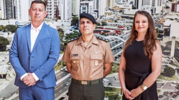 Homenageados da 263ª edição do Programa Nossa História participam de solenidade na Câmara Municipal de Osasco, que celebrou o Dia do Soldado e o Dia do Psicólogo.

Crédito: Câmara De Osasco 