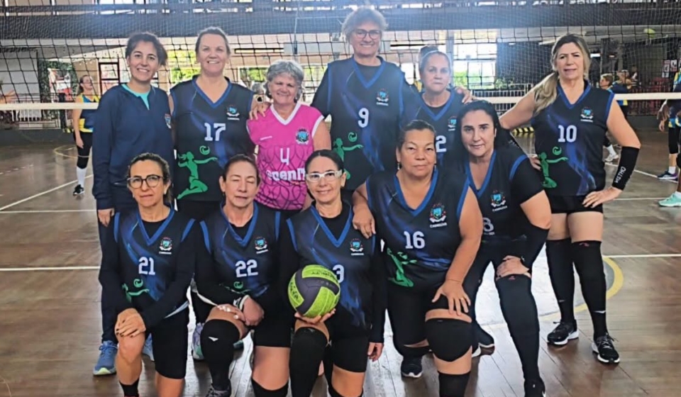 A equipe feminina de Vôlei Adaptado – Categoria A de Cabreúva participou de mais uma rodada da Liga de Sorocaba, em Tatuí. Apesar das duas derrotas por 2 a 0, as atletas demonstraram dedicação e espírito de equipe e seguem se preparando para os próximos desafios.

Crédito: Divulgação