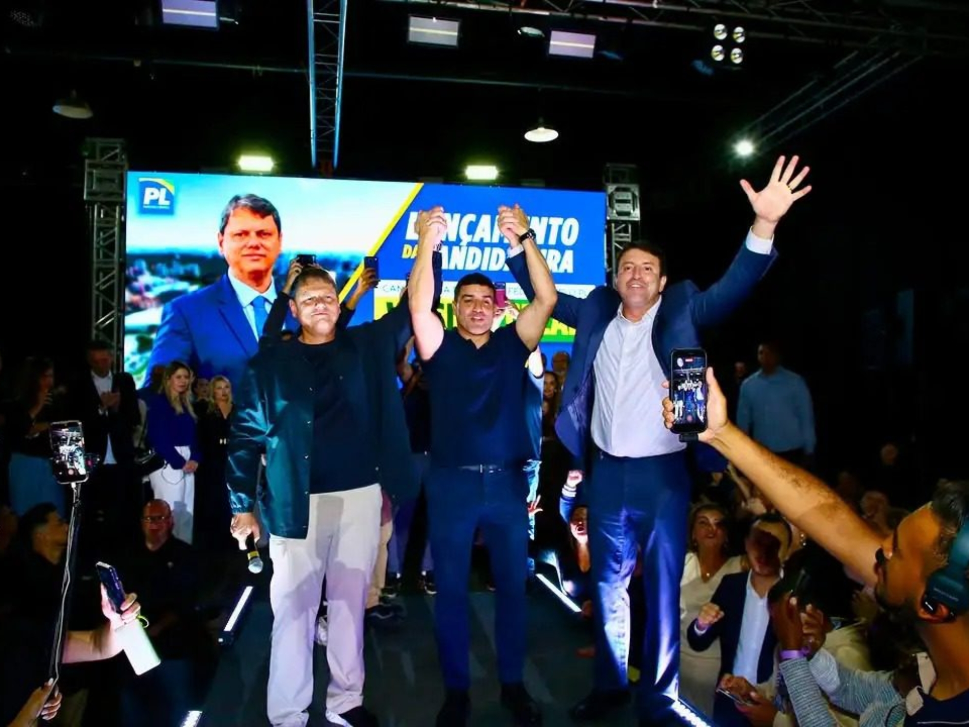 Wesley Cezar reuniu lideranças estaduais e municipais durante evento em Santana de Parnaíba, fortalecendo sua articulação política e marcando uma nova etapa de sua caminhada rumo às eleições de 2026. 

Crédito: Divulgação
