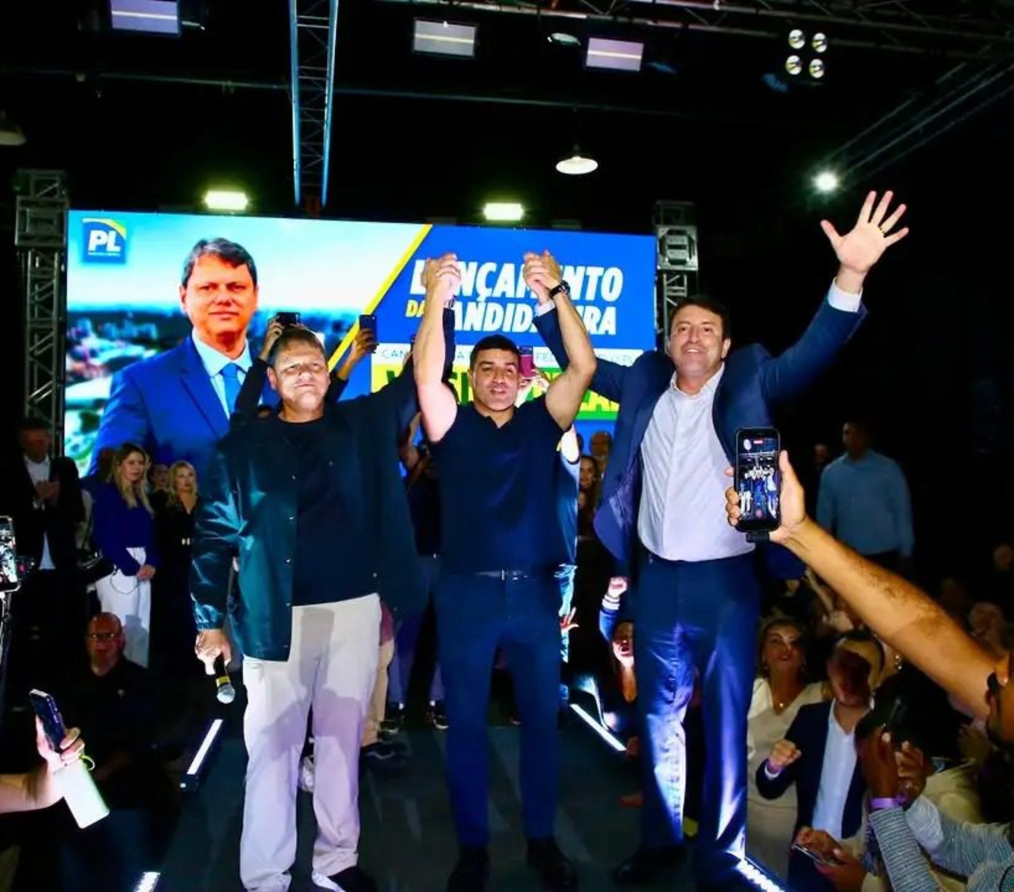 Wesley Cezar reuniu lideranças estaduais e municipais durante evento em Santana de Parnaíba, fortalecendo sua articulação política e marcando uma nova etapa de sua caminhada rumo às eleições de 2026. 

Crédito: Divulgação