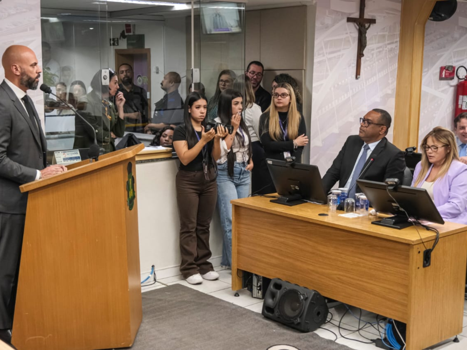 O prefeito Gerson Pessoa participou da abertura do segundo semestre legislativo da Câmara de Osasco e destacou a importância do trabalho conjunto entre Executivo e Legislativo em benefício da população osasquense 

Fotos: Ricardo Migliorini