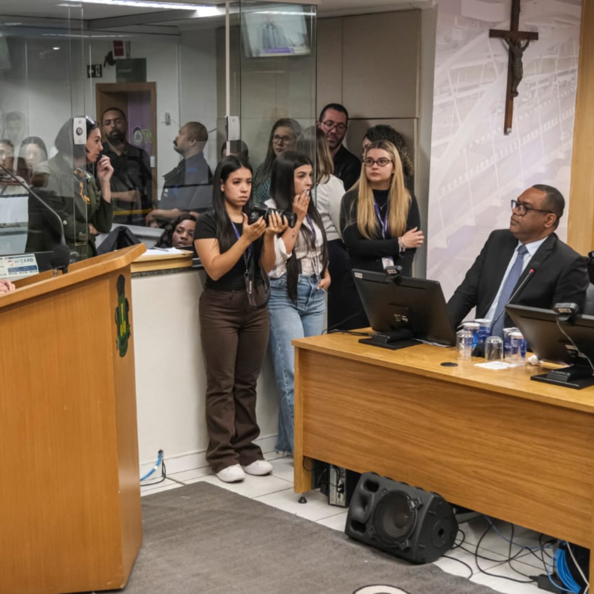 O prefeito Gerson Pessoa participou da abertura do segundo semestre legislativo da Câmara de Osasco e destacou a importância do trabalho conjunto entre Executivo e Legislativo em benefício da população osasquense 

Fotos: Ricardo Migliorini
