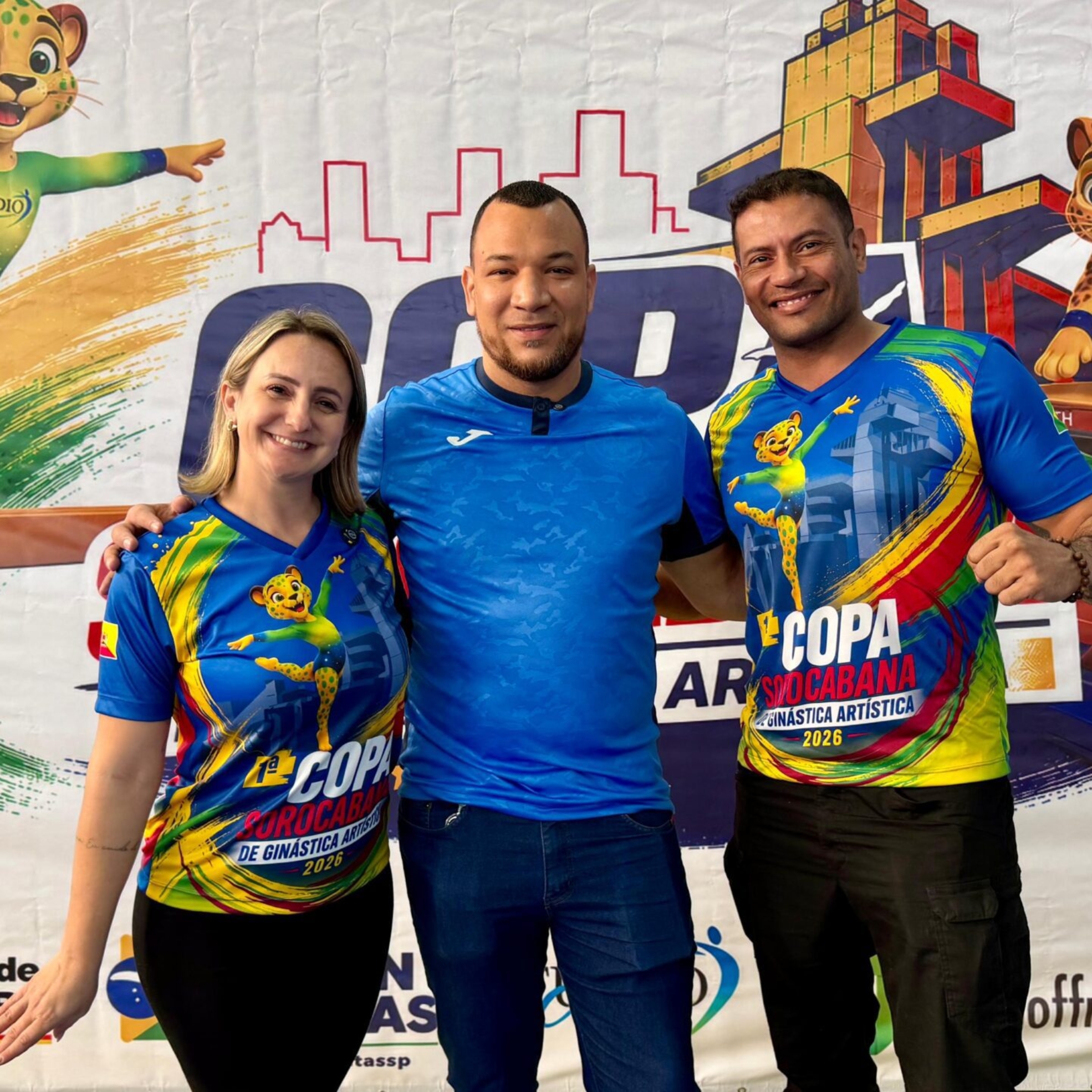 O vereador Dylan Dantas participou da abertura da 1ª Copa Sorocabana de Ginástica Artística, competição instituída por lei de sua autoria para incentivar a modalidade, promover novos talentos e fortalecer o esporte em Sorocaba.

Crédito: Câmara De Sorocaba