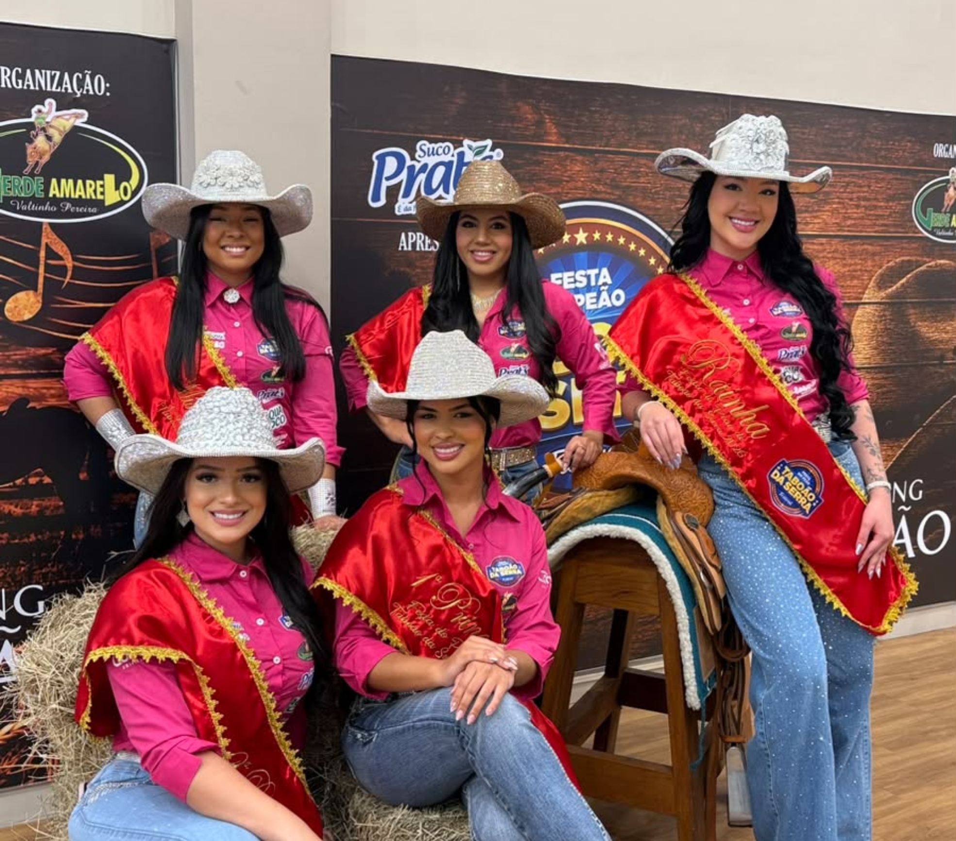 Mirella Santos é eleita Rainha da Festa do Peão de Taboão da Serra 2026 durante Baile da Rainha realizado no sábado (12), que também definiu as princesas e a Miss Simpatia da edição. Crédito: Divulgação.