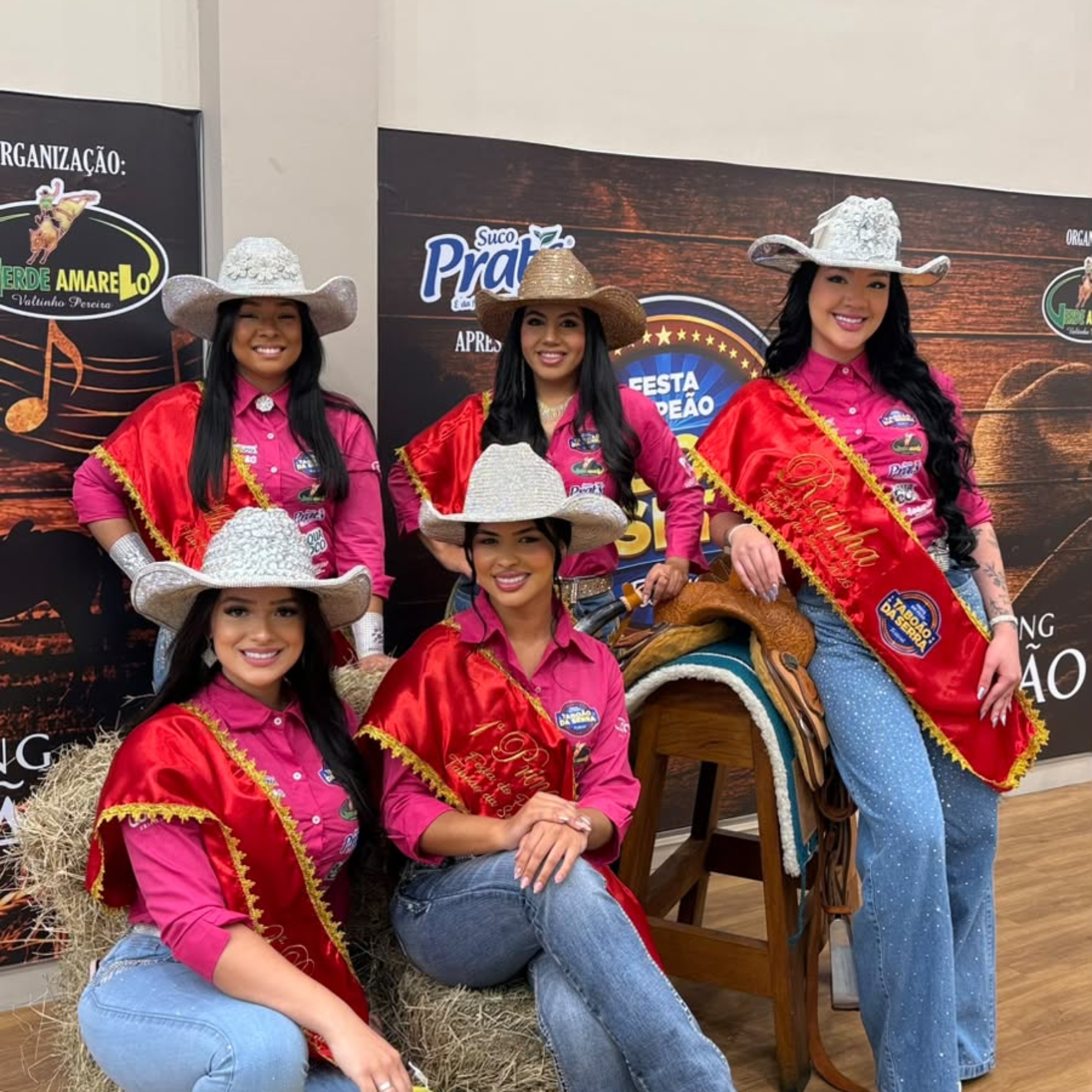 Mirella Santos é eleita Rainha da Festa do Peão de Taboão da Serra 2026 durante Baile da Rainha realizado no sábado (12), que também definiu as princesas e a Miss Simpatia da edição. Crédito: Divulgação.