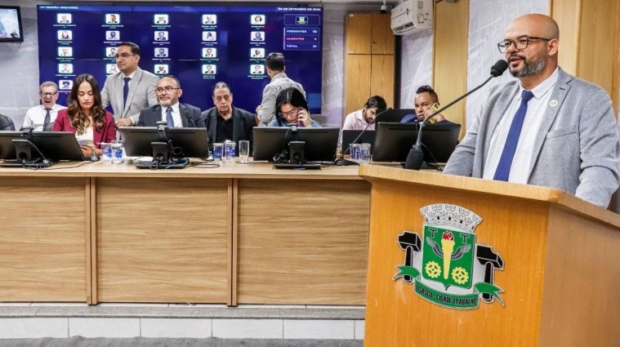 Vereadores de Osasco durante a 47ª Sessão Ordinária da Câmara Municipal, realizada nesta quinta-feira (3), com debates sobre saúde pública, bem-estar animal e melhorias na cidade. Crédito: Câmara De Osasco.
