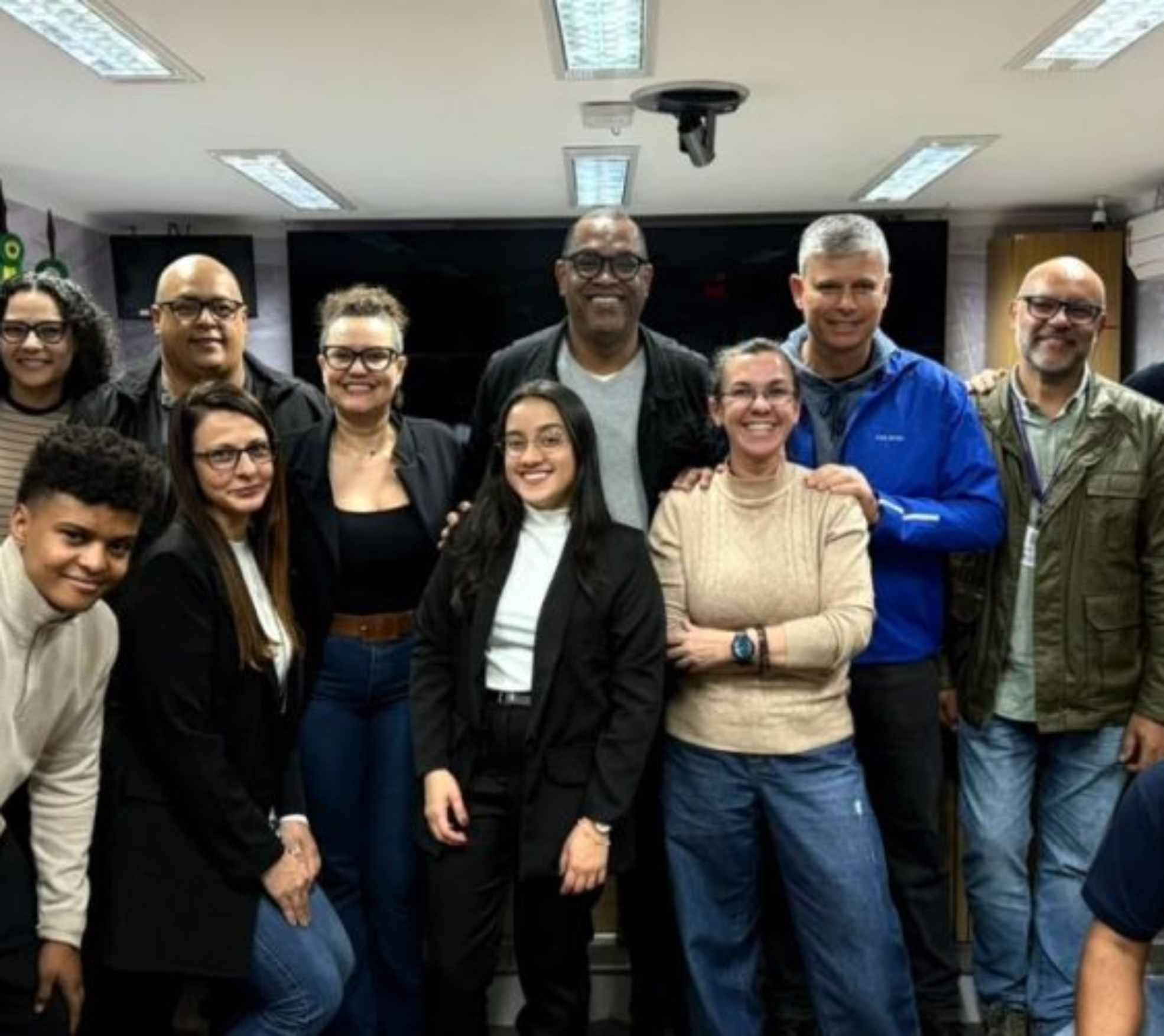 Assessores dos 21 gabinetes da Câmara Municipal de Osasco participam de treinamento sobre o Sistema de Cadastro de Emendas Impositivas (SCEI), realizado no Plenário Tiradentes. Crédito:/Câmara De Osasco.