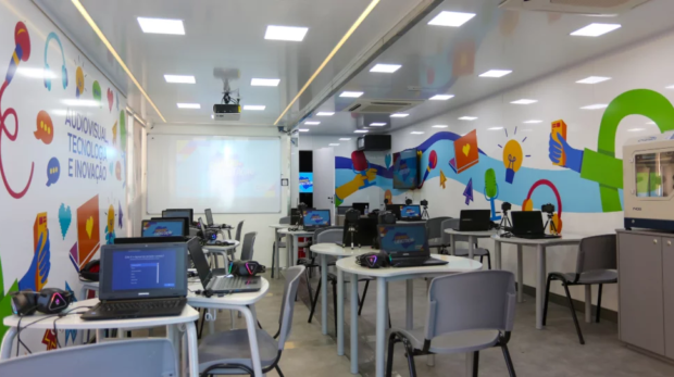 Carreta do programa Caminho da Capacitação oferece em Osasco curso gratuito e certificado de Cuidador de Idosos entre os dias 8 e 18 de setembro.
Crédito: Divulgação
