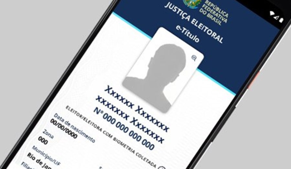 Eleitores que estiverem fora do município onde votam poderão justificar a ausência pelo aplicativo e-Título no dia do primeiro turno das Eleições 2026.
Crédito: Divulgação TSE