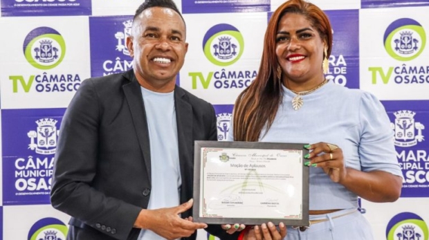 O vereador Batista Comunidade (Avante) homenageia a educadora Kleuta Silva Brito Lima por sua trajetória de dedicação ao serviço público e pelo trabalho humanizado desenvolvido em benefício da população de Osasco.
Créditos das Fotos: Ricardo Migliorini