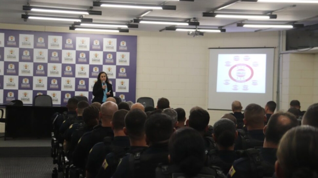 Novos Guardas Civis Municipais de Sorocaba participam de capacitação sobre Perícia Criminal e Técnicas de Investigação.

Fotos: Raissa Alves (programa de estágio)
