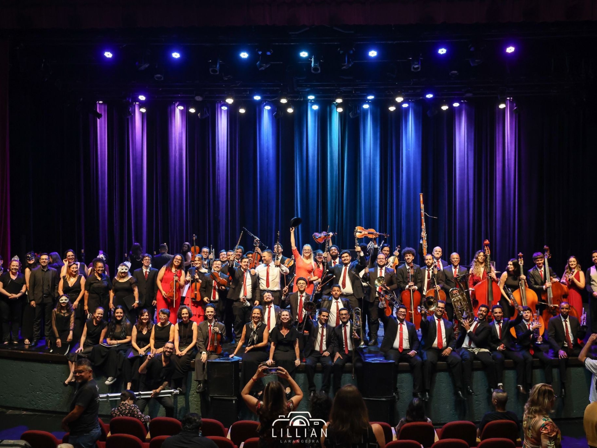 Orquestra Guarany apresenta “The Sound of the Rings”, concerto dedicado às trilhas sonoras da trilogia “O Senhor dos Anéis”, com regência da maestra Natália Larangeira, em Indaiatuba.

Crédito: Divulgação